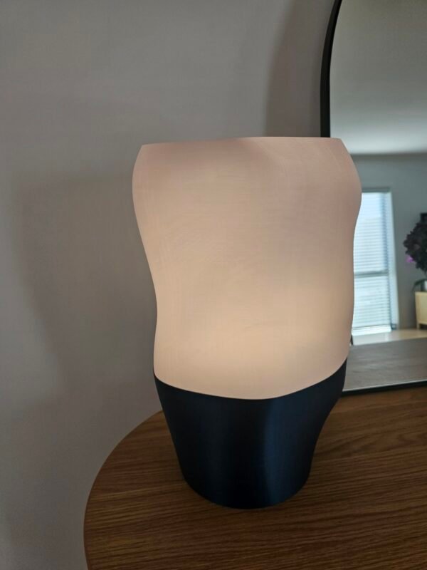 Amorf table lamp