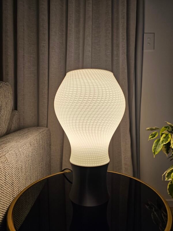 SunFlare table lamp