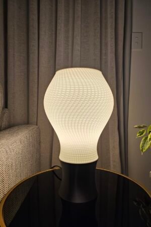 SunFlare table lamp