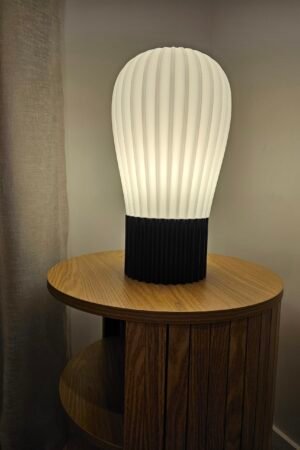 Aurelia table lamp