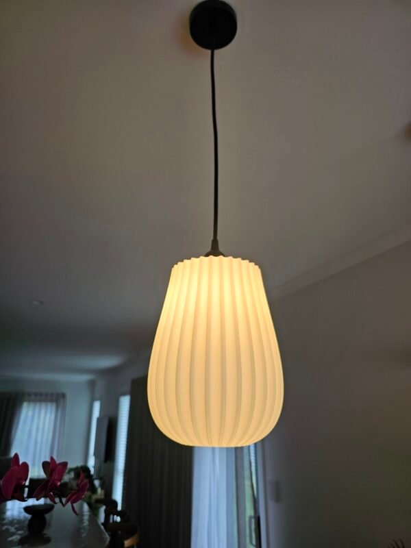 Aurelia pendant light